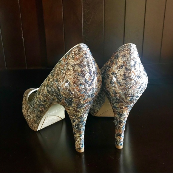 Nine West Sparkly Heels NWOT - Picture 2 of 3
